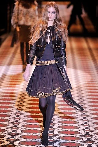 Look 30